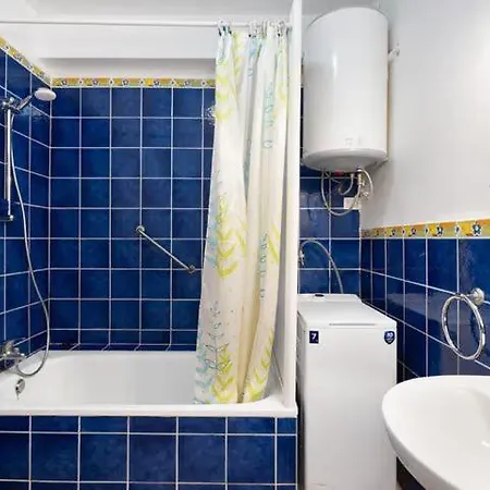 001, Club Atlantis, Puerto Colon, Adeje